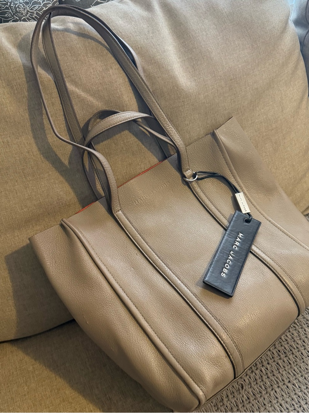 The Marc Jacobs The Tag 27 Leather Tote in color Stone leather
